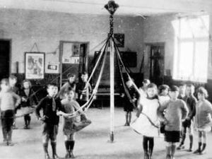 Supporting image for story: Pictures from the Past - May 6, 2011