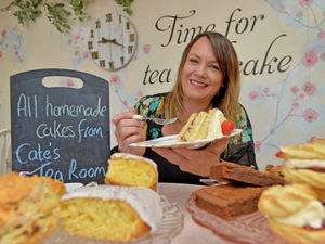Supporting image for story: Cake maker's sweet treats helping boost local spirits