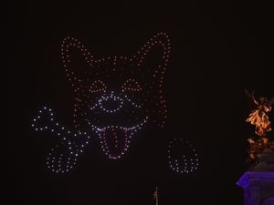 Supporting image for story: Corg Blimey: Twitter reacts to giant drone corgi at Queen’s Jubilee concert