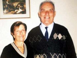 Supporting image for story: Three held over murder of Wolverhampton pensioners