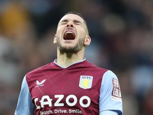 Supporting image for story: Unai Emery: Leicester defeat can prove a valuable lesson for Villa