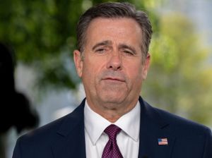 Supporting image for story: CIA and other spy agencies to shrink workforce under Trump administration plans