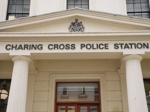 Supporting image for story: Met Police officer filmed ‘revelling in use of force’ on detainee is sacked