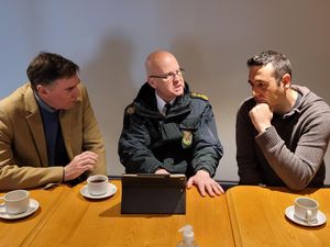 Supporting image for story: Campaigners continue pressure over ambulance service concerns