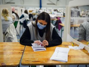 Supporting image for story: Biggest by-election swings against a UK government since 1981