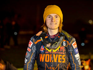 Supporting image for story: Wolves targeting a Panthers double