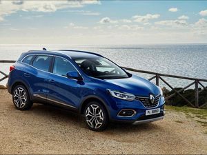 Supporting image for story: UK pricing and specifications confirmed for refreshed Renault Kadjar