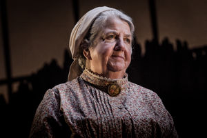 Maggie McCarthy - Turn of the Screw - Photo by Robert Workman