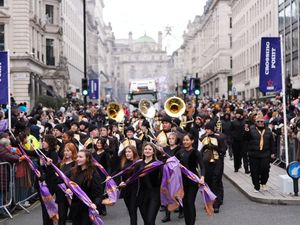 Supporting image for story: Thousands line streets of London for colourful New Year’s Day parade