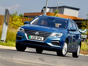 Supporting image for story: Here are all the cars that still qualify for the Government’s plug-in car grant