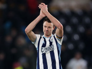 Supporting image for story: New West Brom captain Jonny Evans going nowhere, insists Tony Pulis