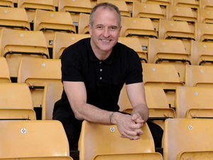 Supporting image for story: Steve Bull: Everybody is after tickets to see Wolves