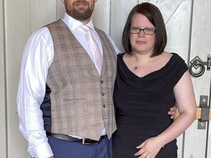Supporting image for story: Devoted Shropshire sister takes on 'emotional' London marathon in brother's memory - on what would have been his 41st birthday
