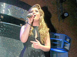 Supporting image for story: X Factor star Ella Henderson a hit at Shrewsbury's Buttermarket