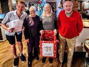 Supporting image for story: Ludlow pub raise a 'whopping' amount of cash for local food bank
