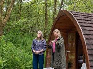 Supporting image for story: Minister praises youth hostel’s commitment to the environment