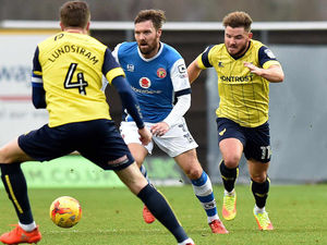 Supporting image for story: Oxford United 0 Walsall 0 - Report and pictures