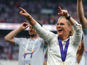 Supporting image for story: Sarina Wiegman staying with Lionesses despite USA link