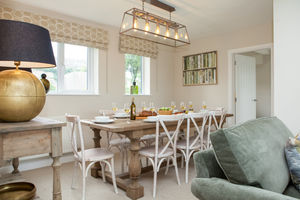Dining area in Wellingtonia Cottage