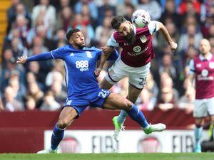 Supporting image for story: Aston Villa 1 Birmingham City 0 - Report