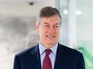 Supporting image for story: Severn Trent chairman stepping down