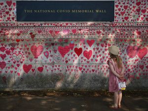 Supporting image for story: Covid-19 deaths rise slightly as bank holiday affects registrations