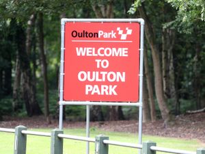 Supporting image for story: Tributes paid to pair killed in motorbike race