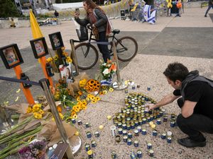 Supporting image for story: Family confirms second body released by militants was Shiri Bibas