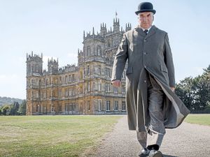 Supporting image for story: Downton Abbey returns for big-screen encounter