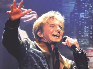 Supporting image for story: Barry Manilow to perform in Birmingham next year
