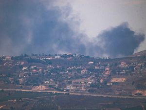 Supporting image for story: US and allies prepare to defend Israel