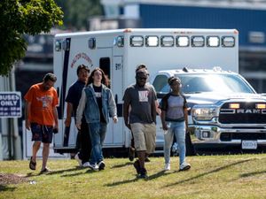 Supporting image for story: Four killed and at least nine injured in shooting at US high school