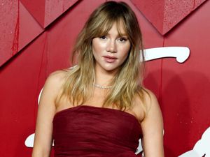 Supporting image for story: Suki Waterhouse debuts web series in ‘desire to start career as YouTube vlogger’