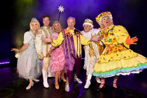 Supporting image for story: In pictures and video: Telford pantomime stars - including Bernie Clifton - gear up for Sleeping Beauty
