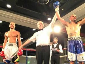 Supporting image for story: Craig Cunningham makes it through eight rounds