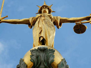 Supporting image for story: Phone data ‘put defendants near scene of shooting’