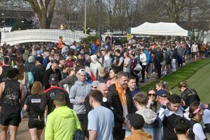 It was a delayed start in Victoria Park as people registered on the day
