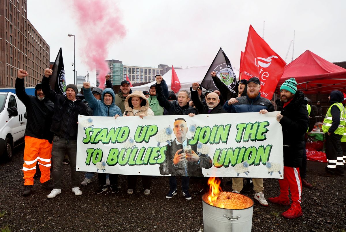 Bin collections suspended in Birmingham as agency workers join picket lines over bullying claims - heres when they are due to resume