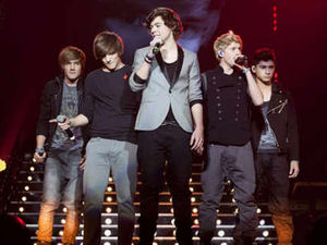 Supporting image for story: One Direction are the stars of X Factor show