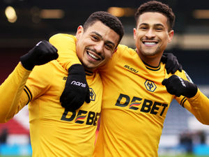 Supporting image for story: Liam Keen comment: Quality midfielders a blessing and curse in Wolves rebuild