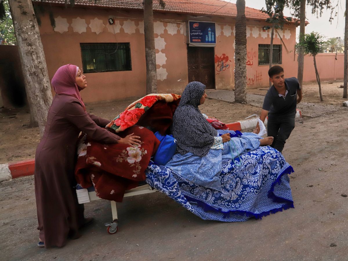 Israeli air strikes in Gaza kill 48 people, including 22 children, hospitals say