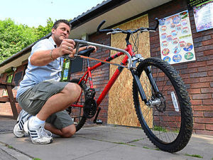 Supporting image for story: Thieves attack Baggeridge Country Park tea rooms - and leave a mountain bike at crime scene