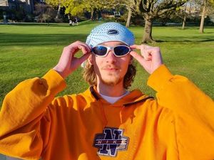 Supporting image for story: Entrepreneur who started with £1 profits through Depop sales now has six-figure turnover