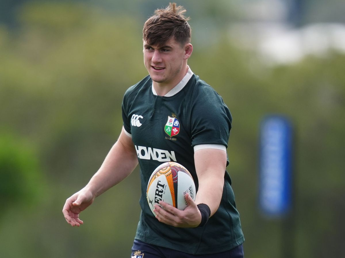 Dan Sheehan excited to continue Ireland rivalry with New Zealand in Chicago   Express & Star