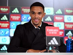 Supporting image for story: Trent Alexander-Arnold speaks Spanish as he describes ‘dream’ Real Madrid move