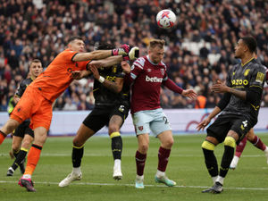 Supporting image for story: West Ham 1 Aston Villa 1 - Report 
