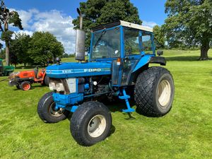 Supporting image for story: Revealed: How much tractors sold for as Shropshire dispersal draws crowds 