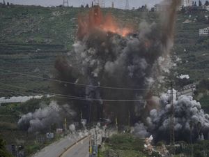 Supporting image for story: Iran threatens to close Strait of Hormuz after Trump’s 48-hour ultimatum