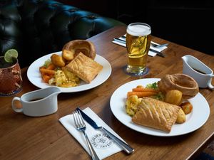 Supporting image for story: High street baker Greggs to open first pub