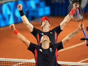 Supporting image for story: Andy Murray and Dan Evans perform another astonishing great escape in Paris